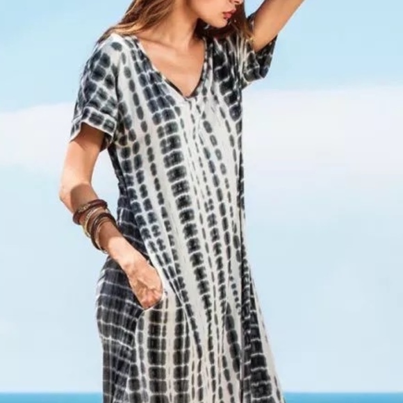 LAST 1!White & Blue Maxi with Pockets & Side Split - Picture 2 of 4